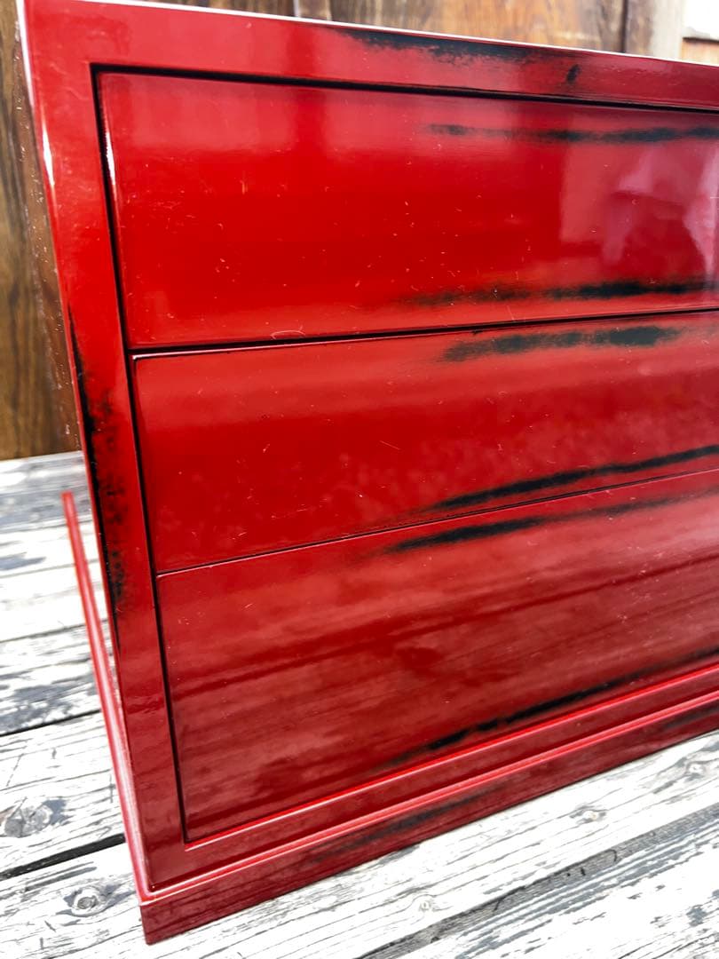 44 展示品 根来塗 三段引き出し