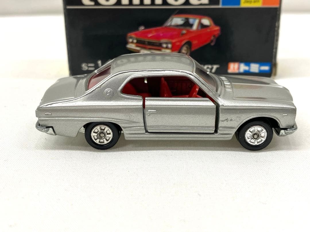 トミカ ニッサン スカイライン 2000GT シルバー No.21 黒箱