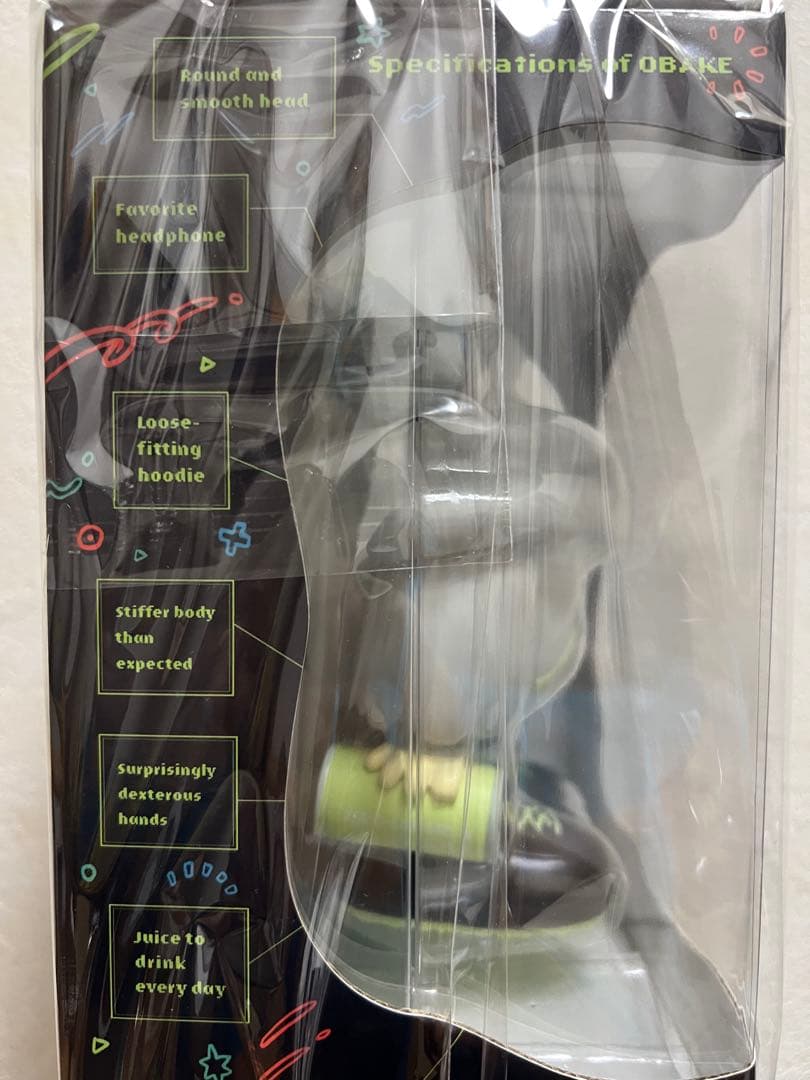 NANASHI no OBAKÉ ヘッドフォン付きフィギュア