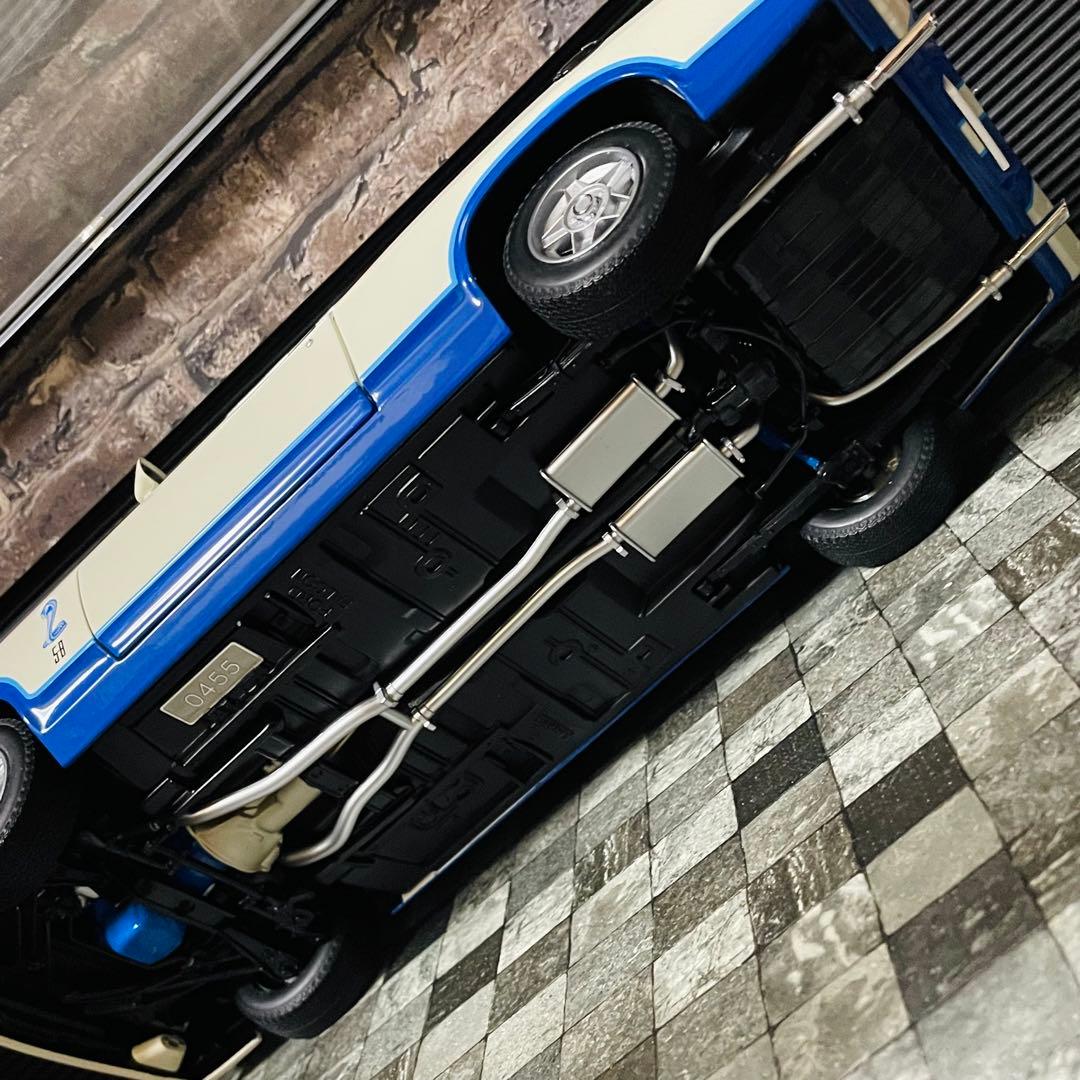 国内未入荷 1/18 CC フォード XC ファルコン コブラ オプション96