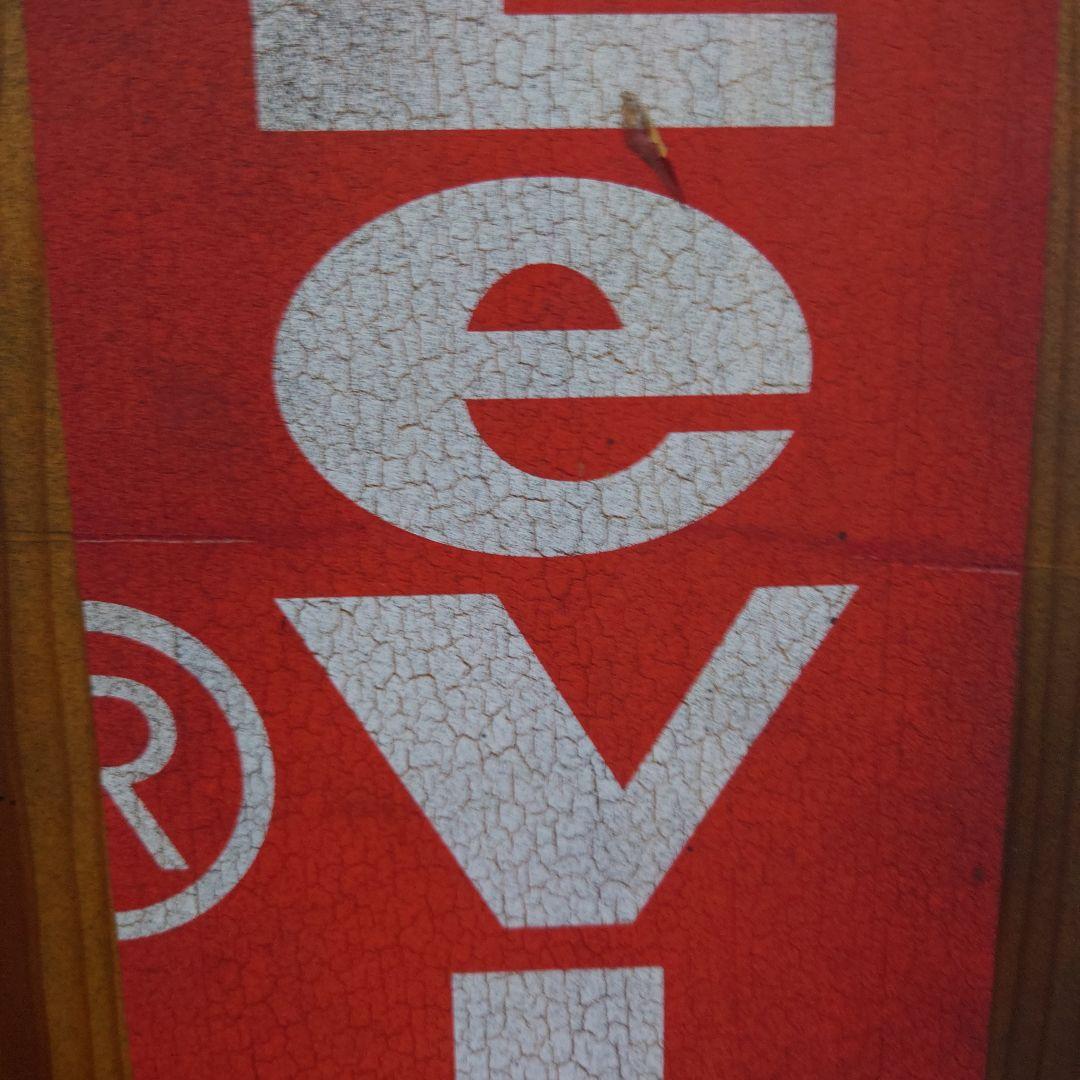 Levi's 木製看板【RED TAB】リーバイス 店頭用 非売品 - メルカリ