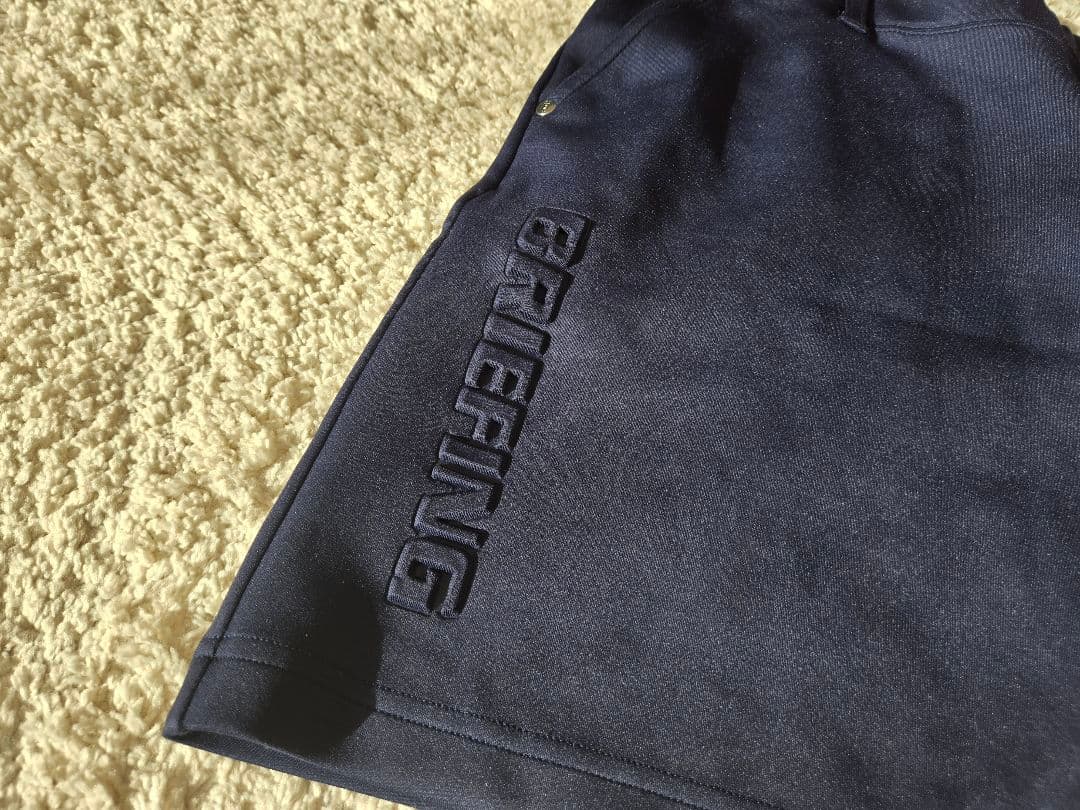 【L 】BRIEFING ゴルフスカート ネイビー　3Dロゴ