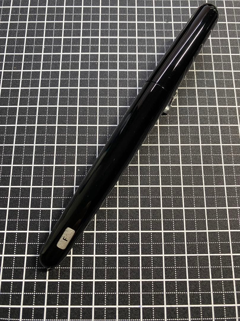 MONTBLANC M マーク・ニューソン 字幅F