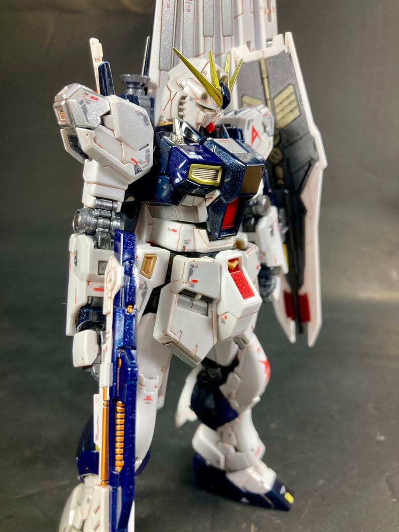 RG νガンダム 全塗装済完成品