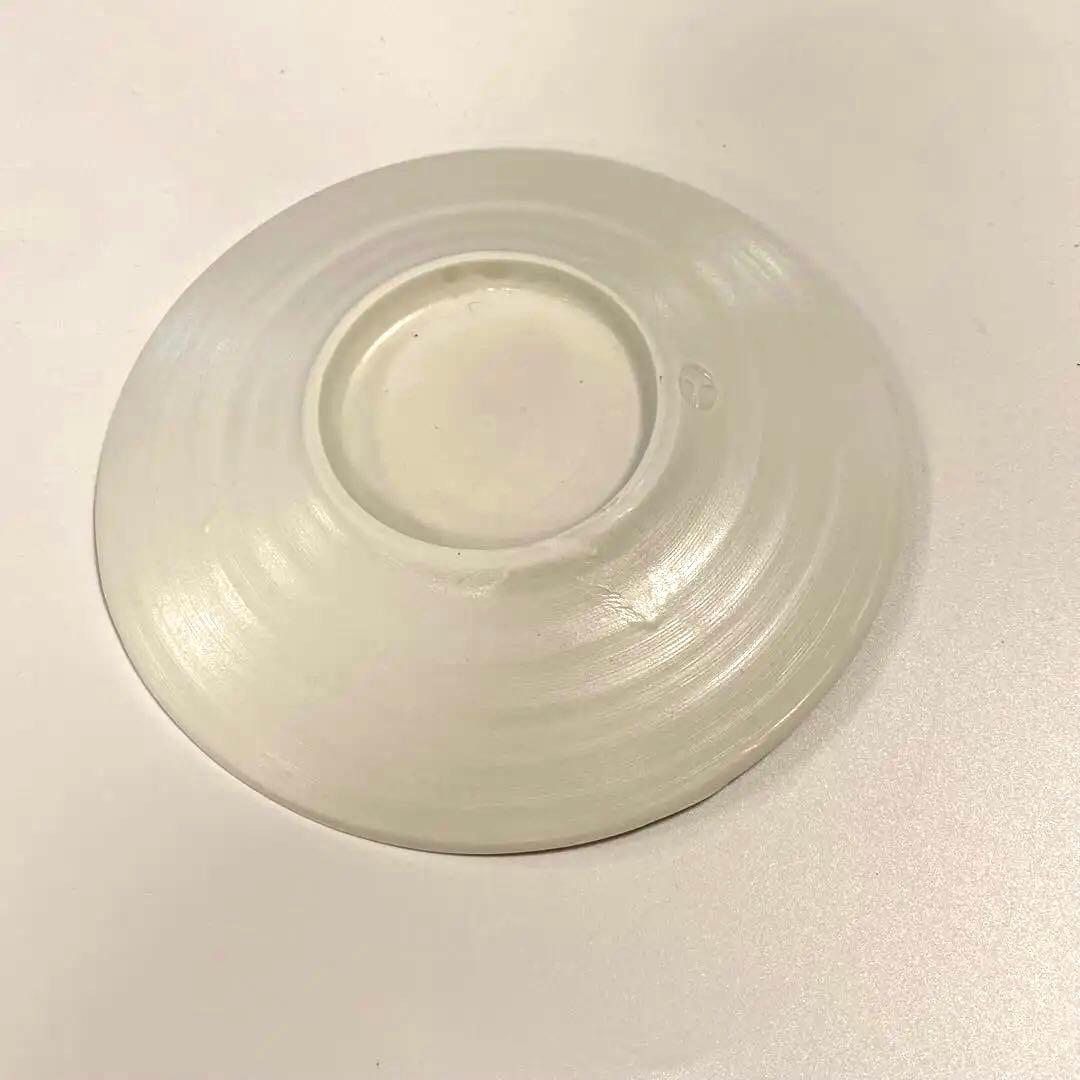 希少　黒田泰蔵　白磁　デミタスカップ＆ソーサー