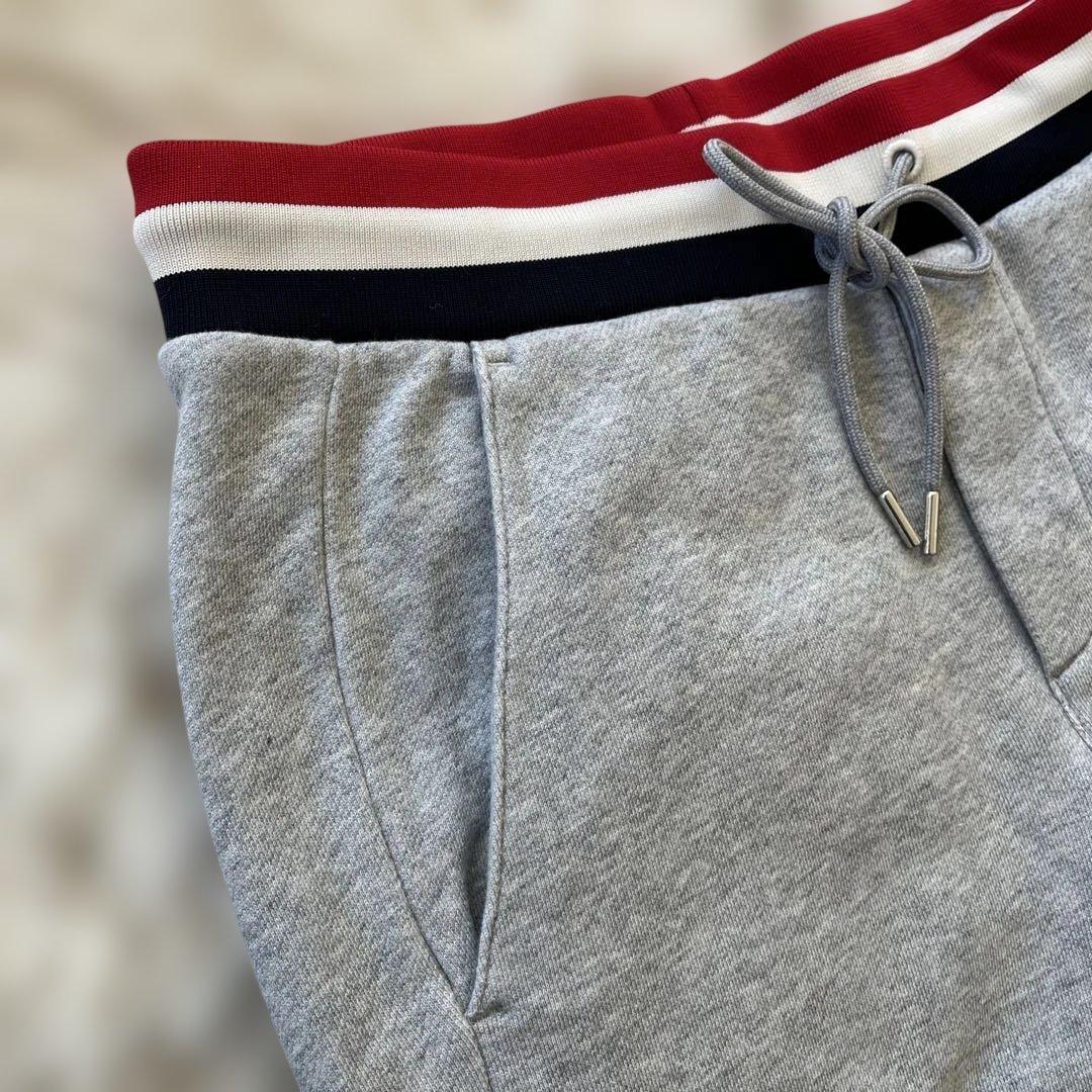 モンクレール　セットアップ　スウェット　正規品　パーカー　パンツ　グレー