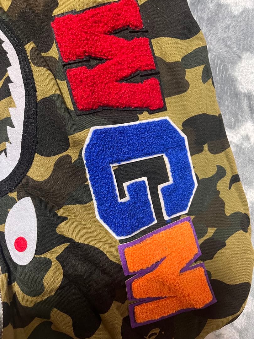 破格‼️A Bathing Ape 迷彩パーカー