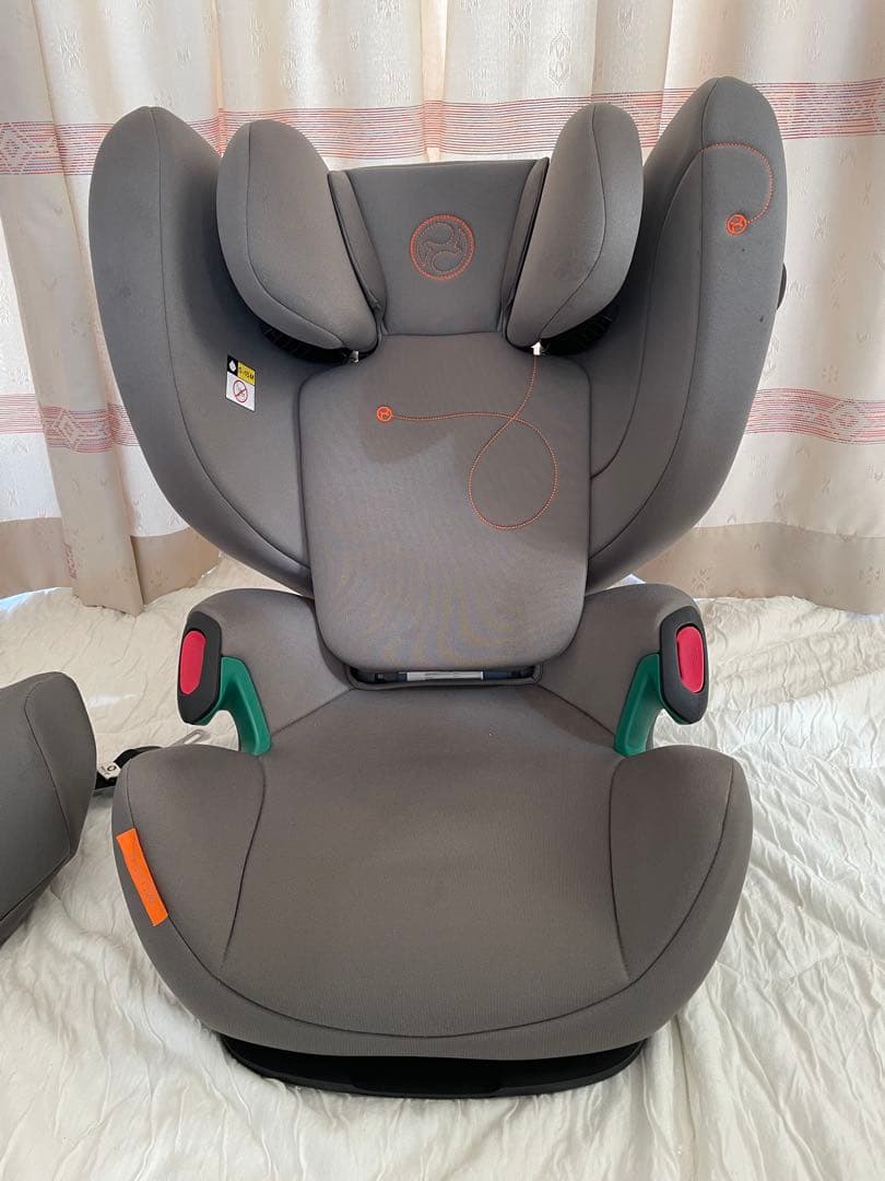 cybex 車用チャイルドシート グレー