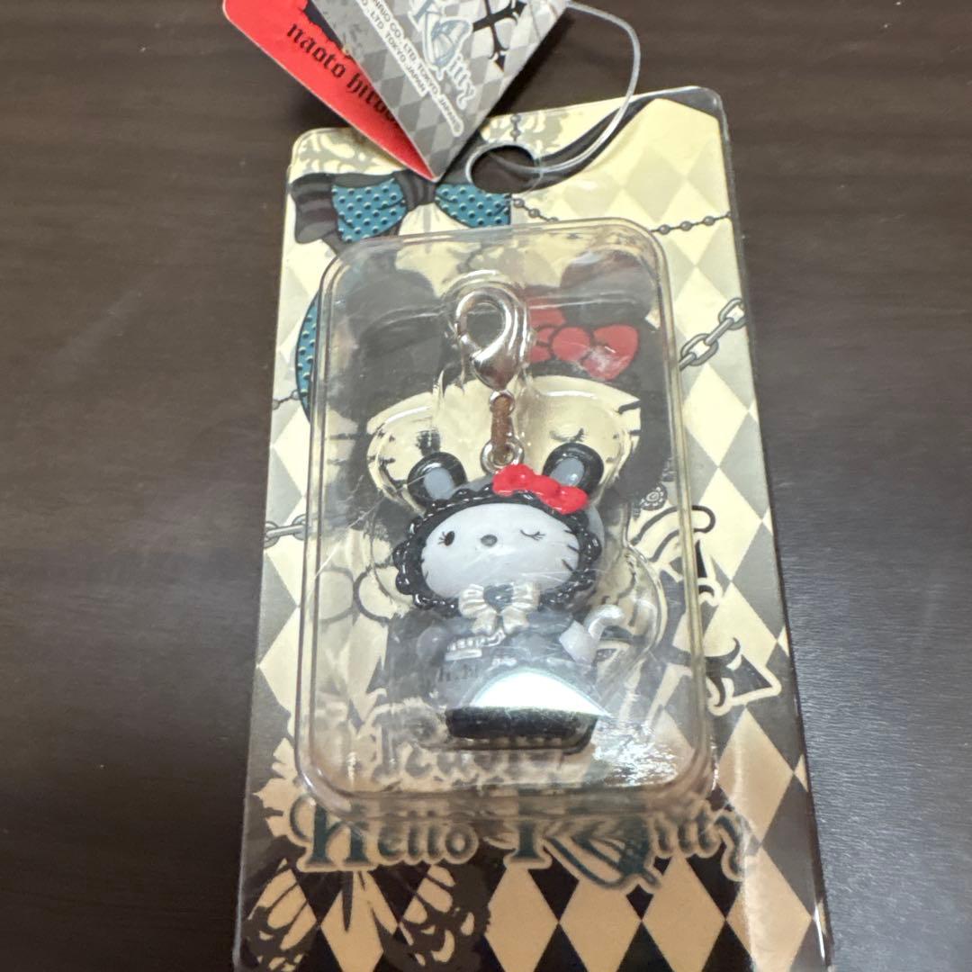 h.NAOTO ハローキティ　ファスナーマスコット