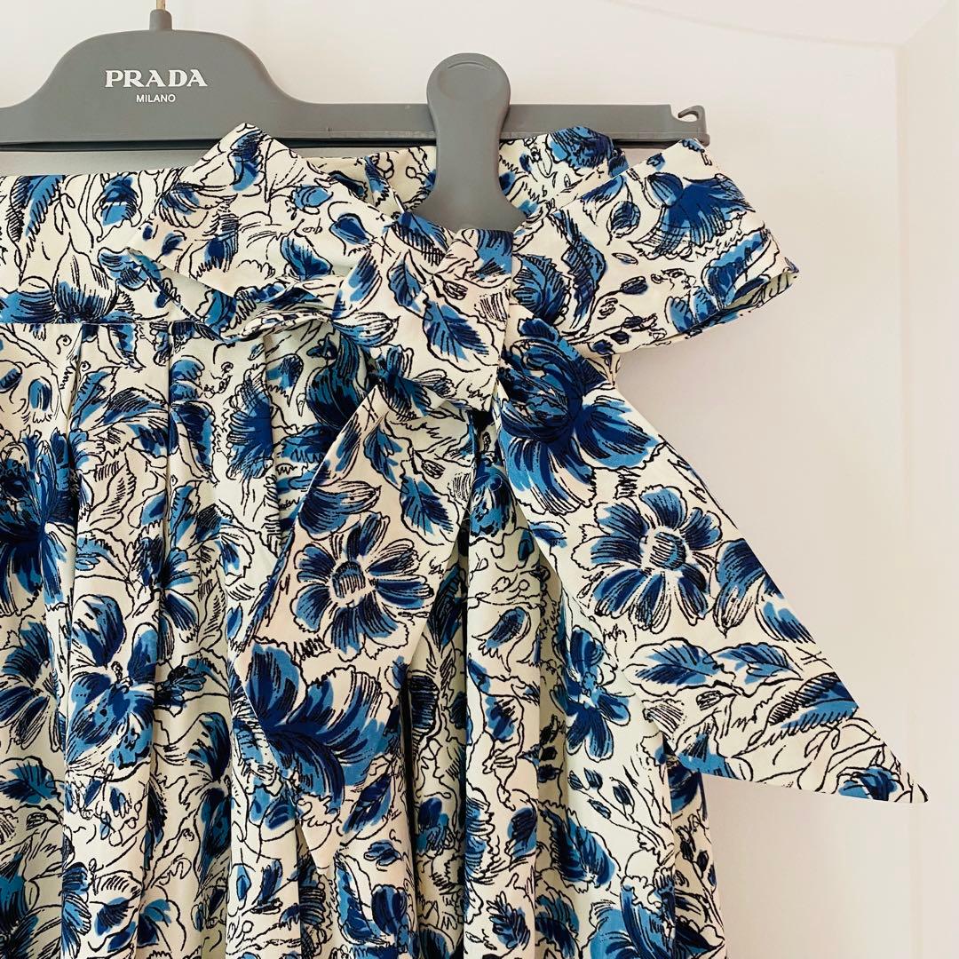 プラダ　フレアスカート　40 新品