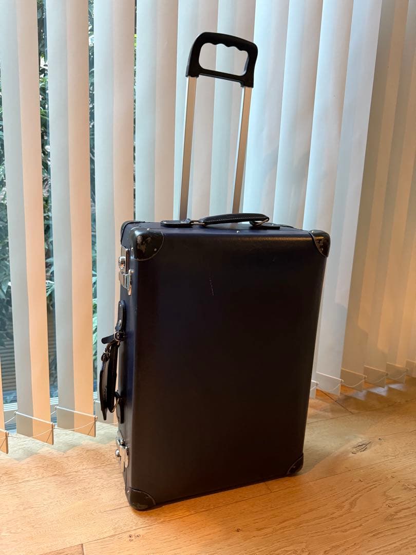 グローブ・トロッター×SHIPS 21インチ スーツケース