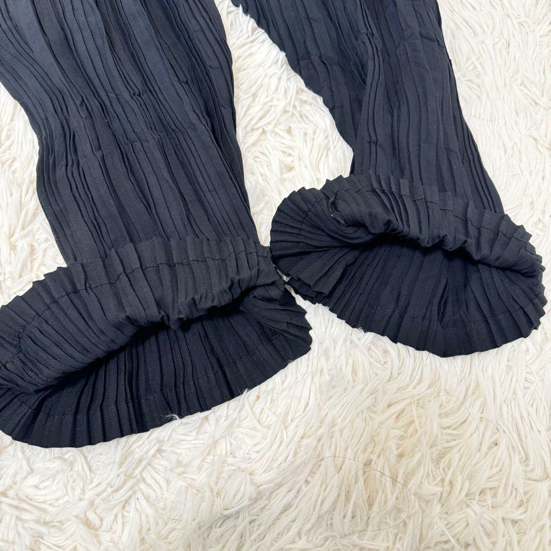 美品✨ISSEY MIYAKE プリーツ　ブラック　サルエルパンツ　サイズ2
