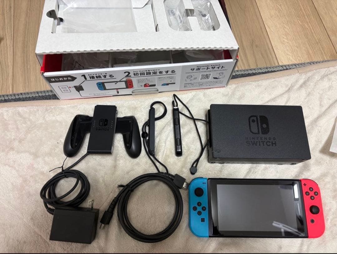 Nintendo Switch 本体 赤/青 付属品完備