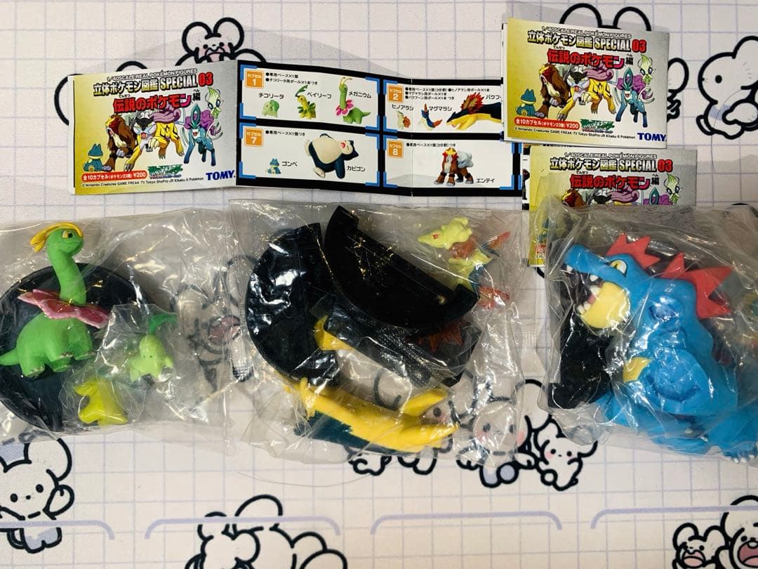 立体ポケモン図鑑 SPECIAL03 伝説のポケモン編 ジョウト御三家セット
