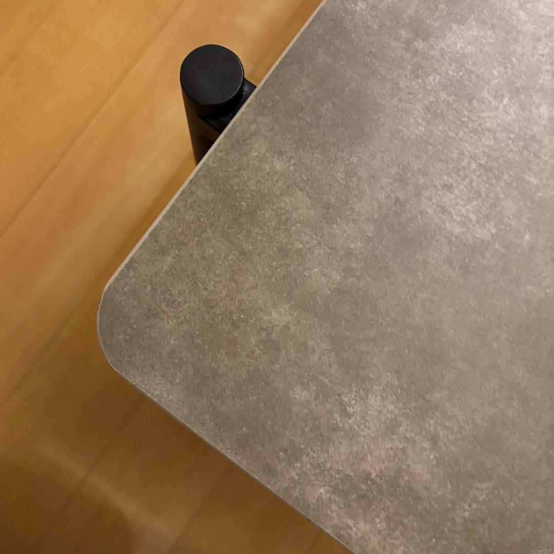 セラミックテーブル（モーダエンカーサ/ピパテーブル）