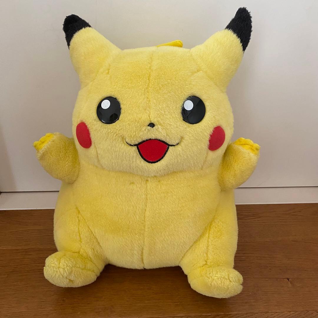 ピカチュウ ぬいぐるみ初期 TOMY ポケットモンスター ポケモン等身大