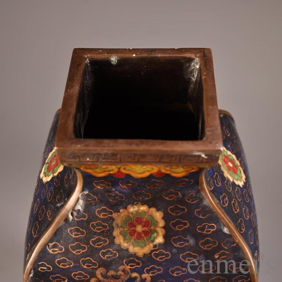 中国古美術 旧蔵 景泰藍七宝方瓶 梅・蘭・竹・菊 高浮雕鍛金