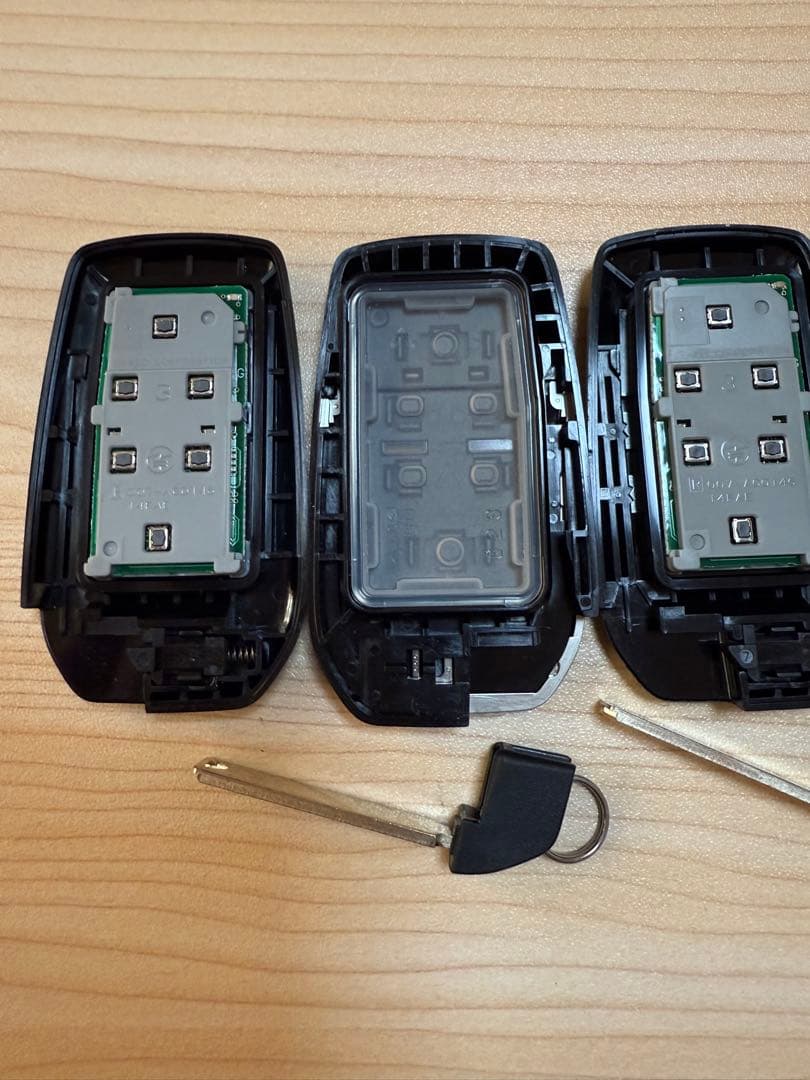 トヨタ純正 アルファード スマートキー (６ボタン) 2個 送料込み