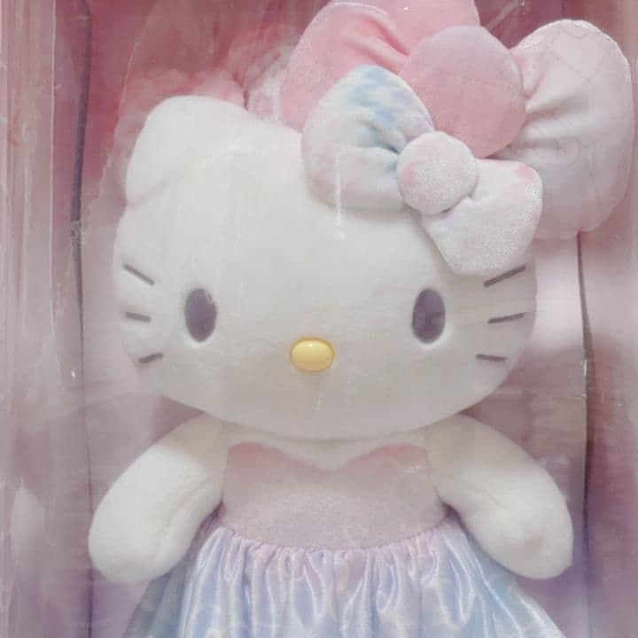 サンリオ ハローキティ 50周年 バースデー ドール 限定 - メルカリ