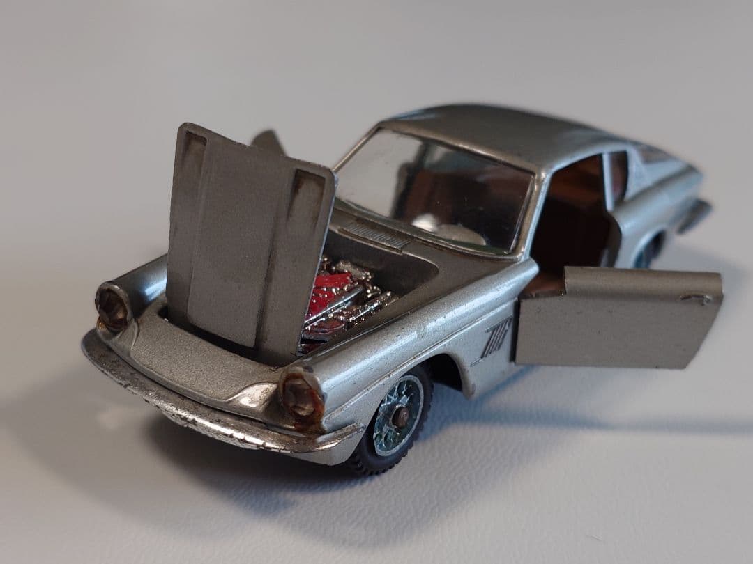 ミニカー MEBETOYS A-10 MASERATI MISTRAL COUPE