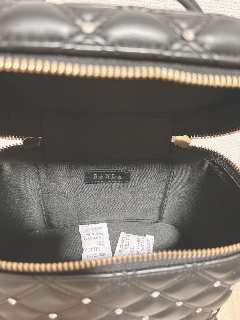 RANDA リボンチャームキルティングバニティバック