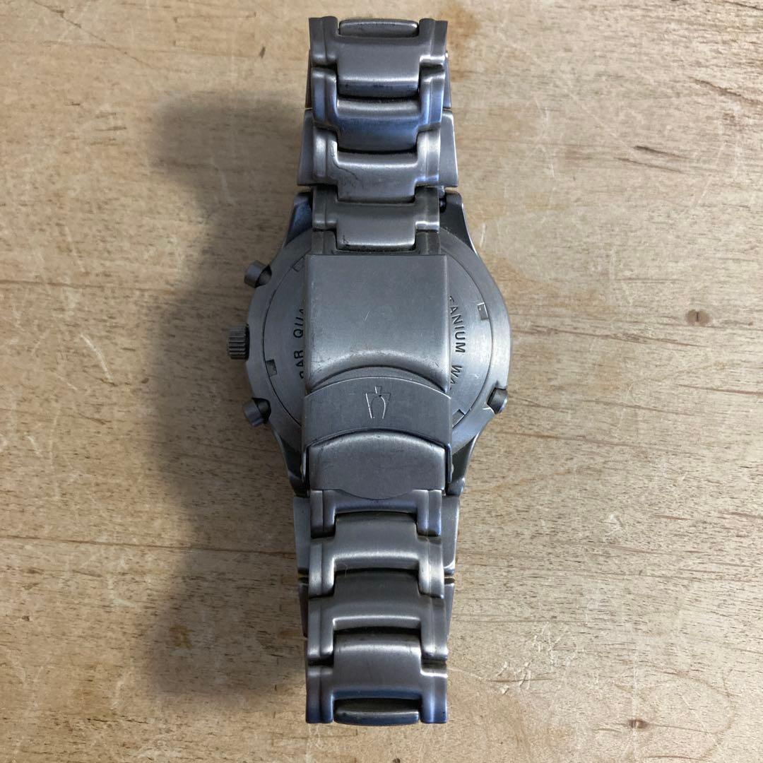 希少品　BULOVA ブローバ 93661 クォーツ アナログ 腕時計 チタン