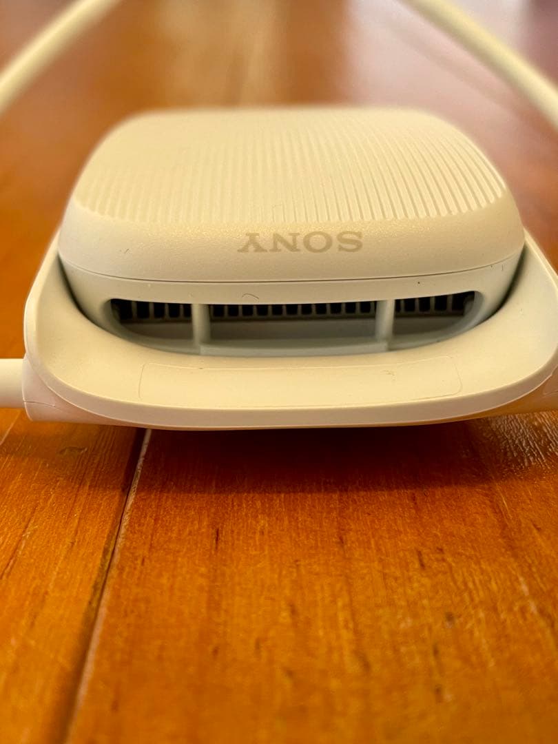 ソニー（SONY）　REON POCKET5　純正ケース付　中古