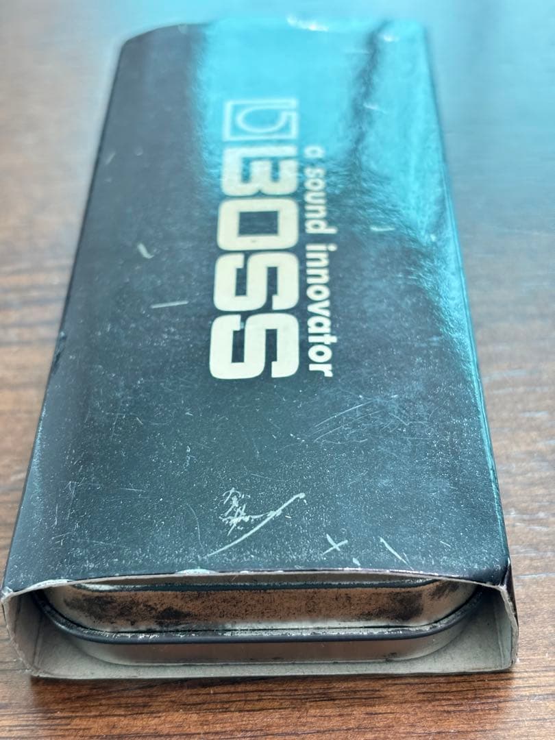 BOSS コンパクトエフェクター型　腕時計　ノベルティ　おまけ付き 腕時計