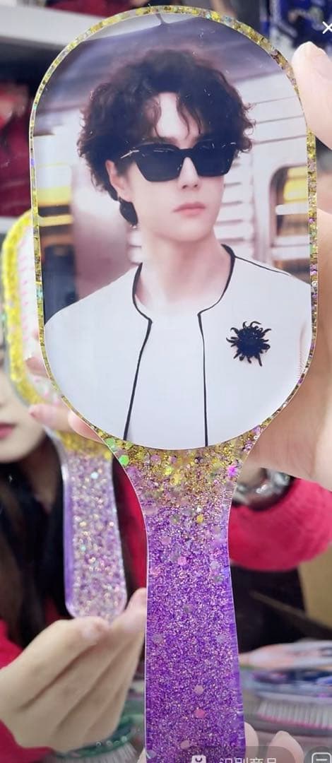 王一博 超大レジンエアークッション付きヘアブラシ　9点セット❣️確認用0105