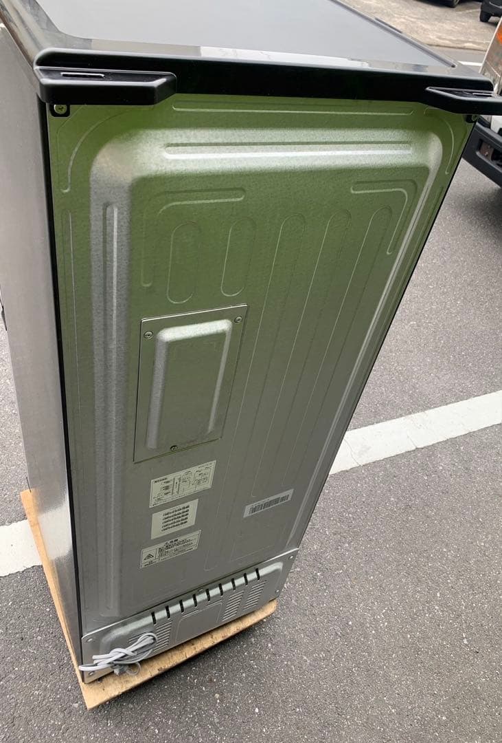 。　美品　Haier ２ドア冷蔵庫　2022年148L 右開き