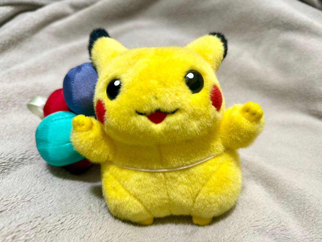 TOMY ピカチュウ そらとぶピカチュウ 初期 ぬいぐるみ - メルカリ