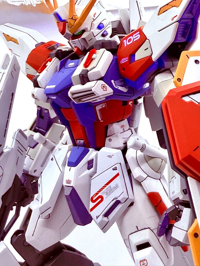 MG スタービルドストライク　【塗装完成品】 mg スタービルドストライクガンダム 完成品 【公式通販】