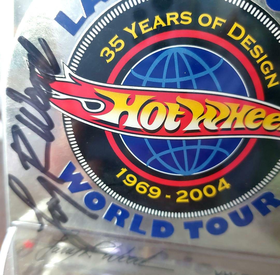 Hot Wheels LARRY WOOD　VW BUG　ラリーウッドサイン入り