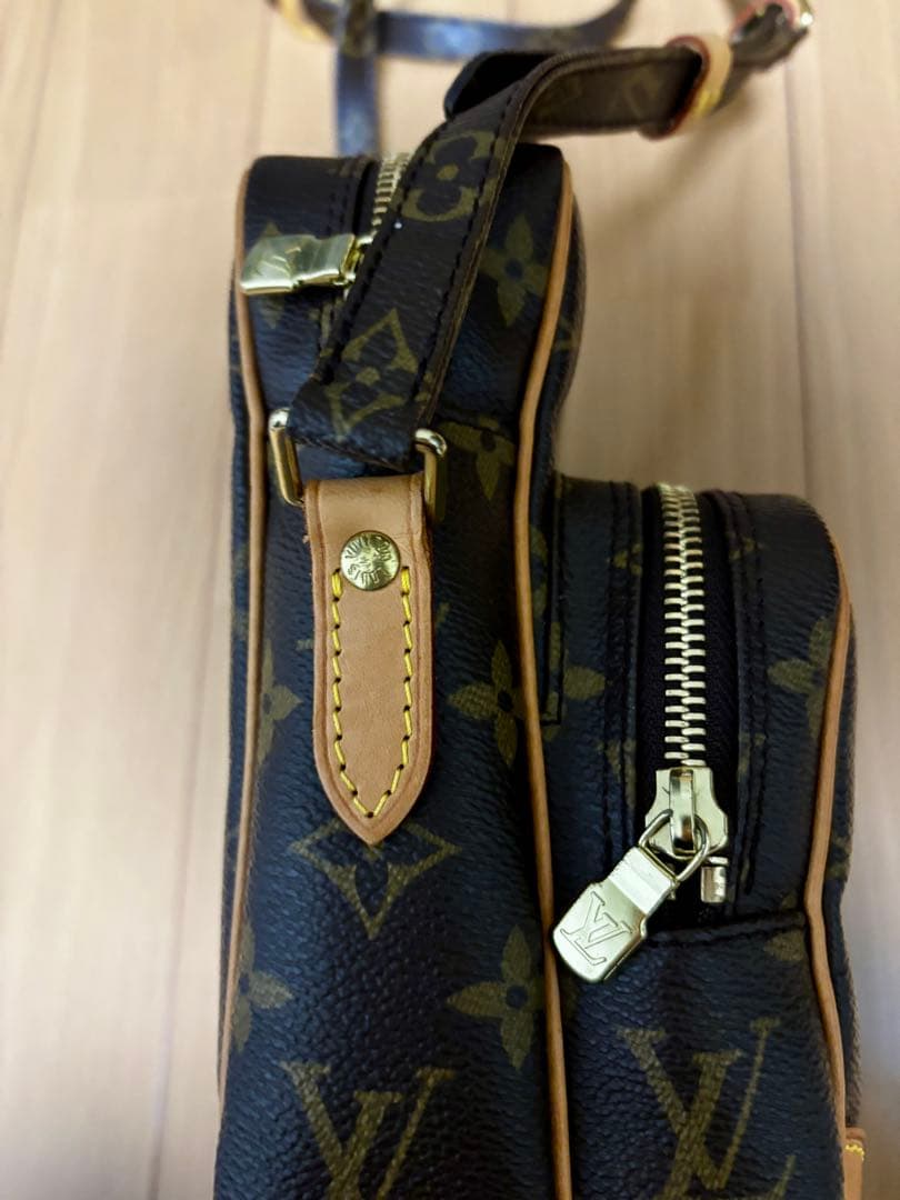 Louis Vuitton ルイヴィトン アマゾンショルダーバッグ