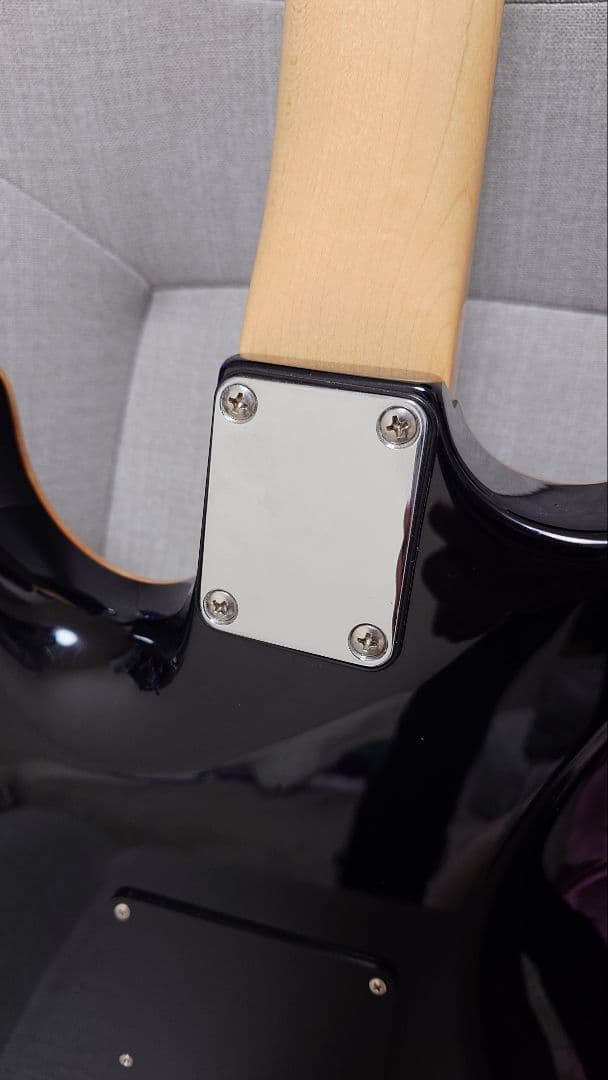 suhr custom standard　都近辺は対面取引可