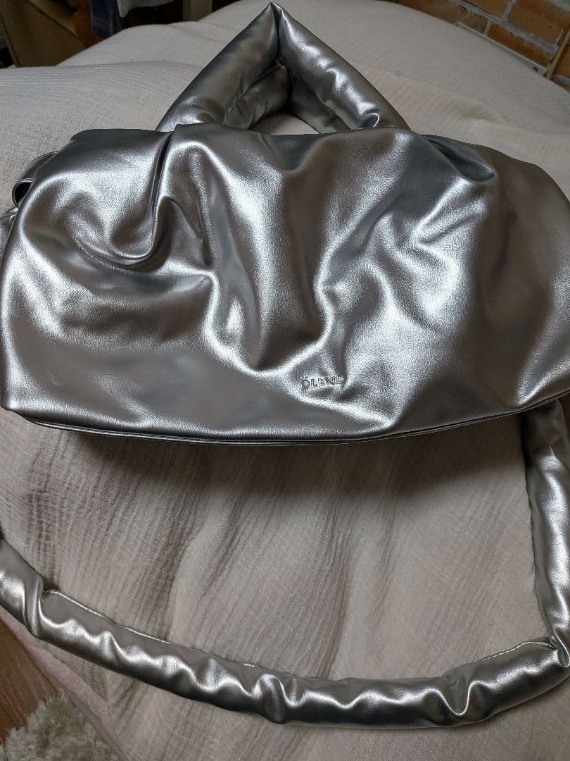 OLENDバックシルバー