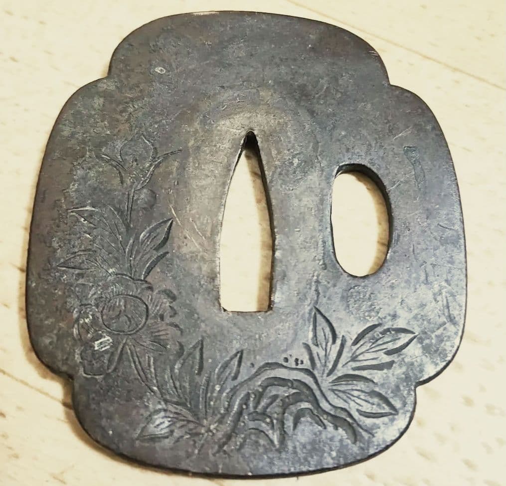 日本刀 鍔(つば)