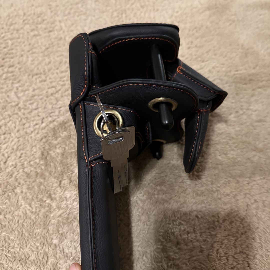 ステアリングロック キー式　ハンドルロック　セキュリティ　盗難　ランクル