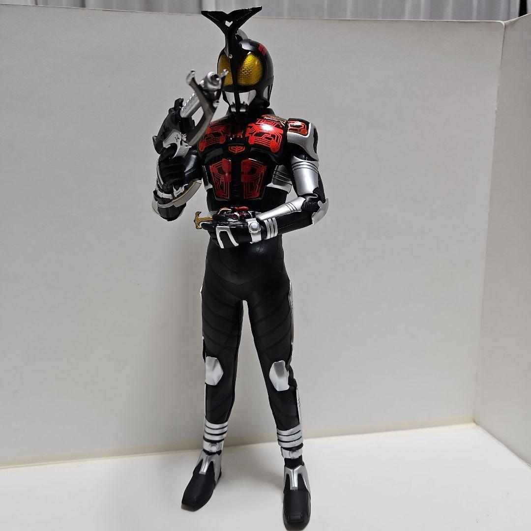 BM　仮面ライダーダークカブト　フィギュア