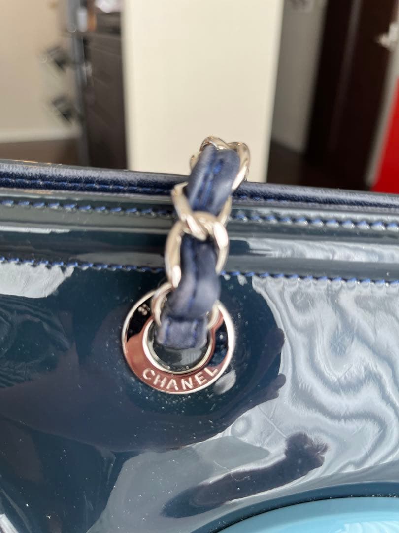 シャネルCC ココマーク　肩掛けリップスティク　 sanzoku