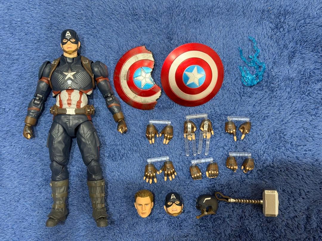 追加でやったらホットトイズのバッキーが3体もww コミコンくじバグっ