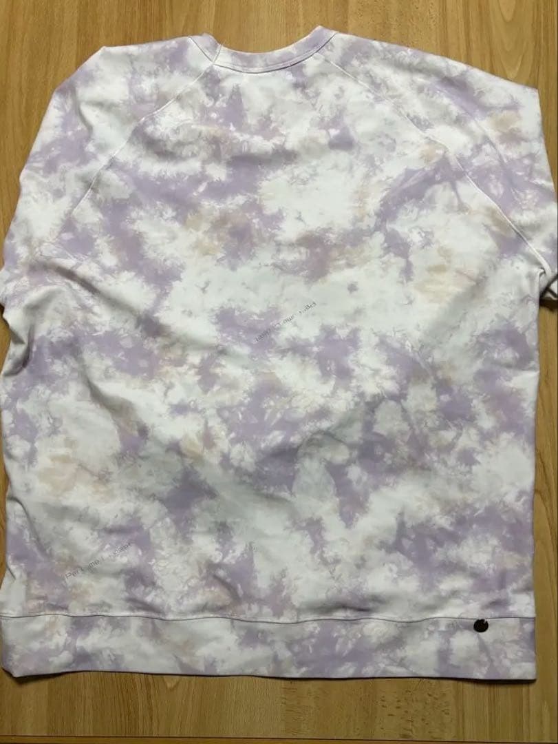 Perfume Closet Pullover Inspired by Flow