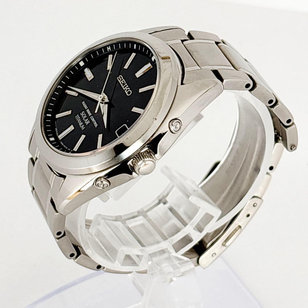稼働 SEIKO メンズ腕時計 SOLAR デイト 黒文字盤 チタン Y2K