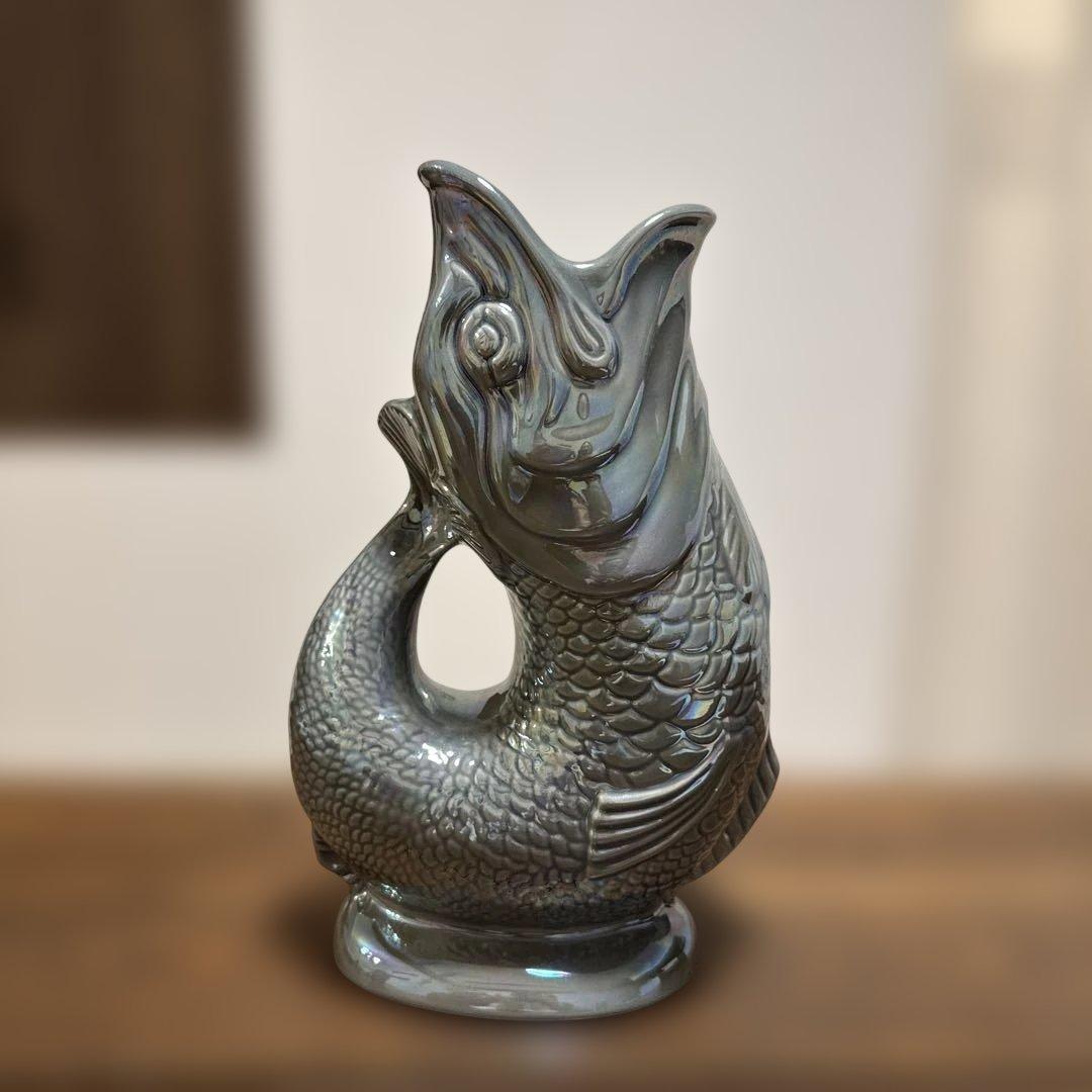 Gluggle Jug 魚型 オーロラ　水色 Amazon.com: Gurgle Glug Jug The Bubble Jug® Surf Blue 50 fl oz 1.5