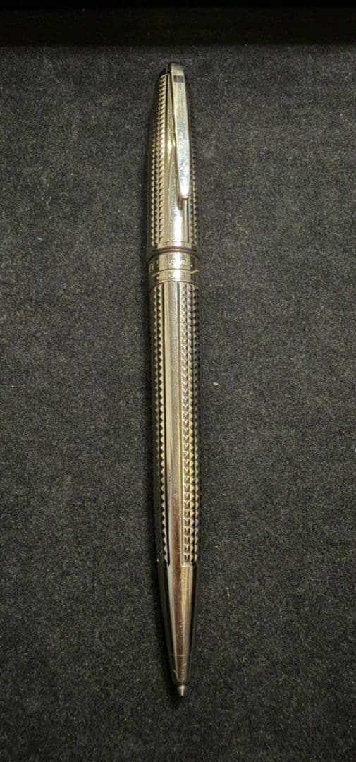 シルバーメタルボールペン S.T.Dupont