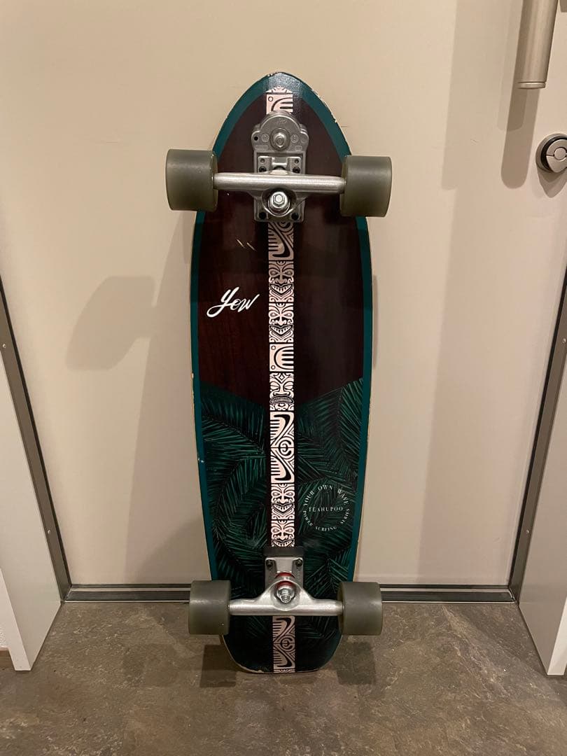 Yow サーフスケートボード　TEAHUPPO 34インチ