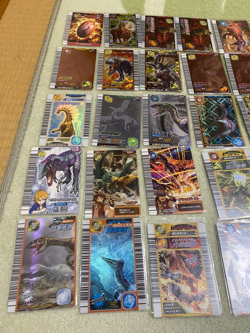 【希少】恐竜キングカード　49枚　レアカード