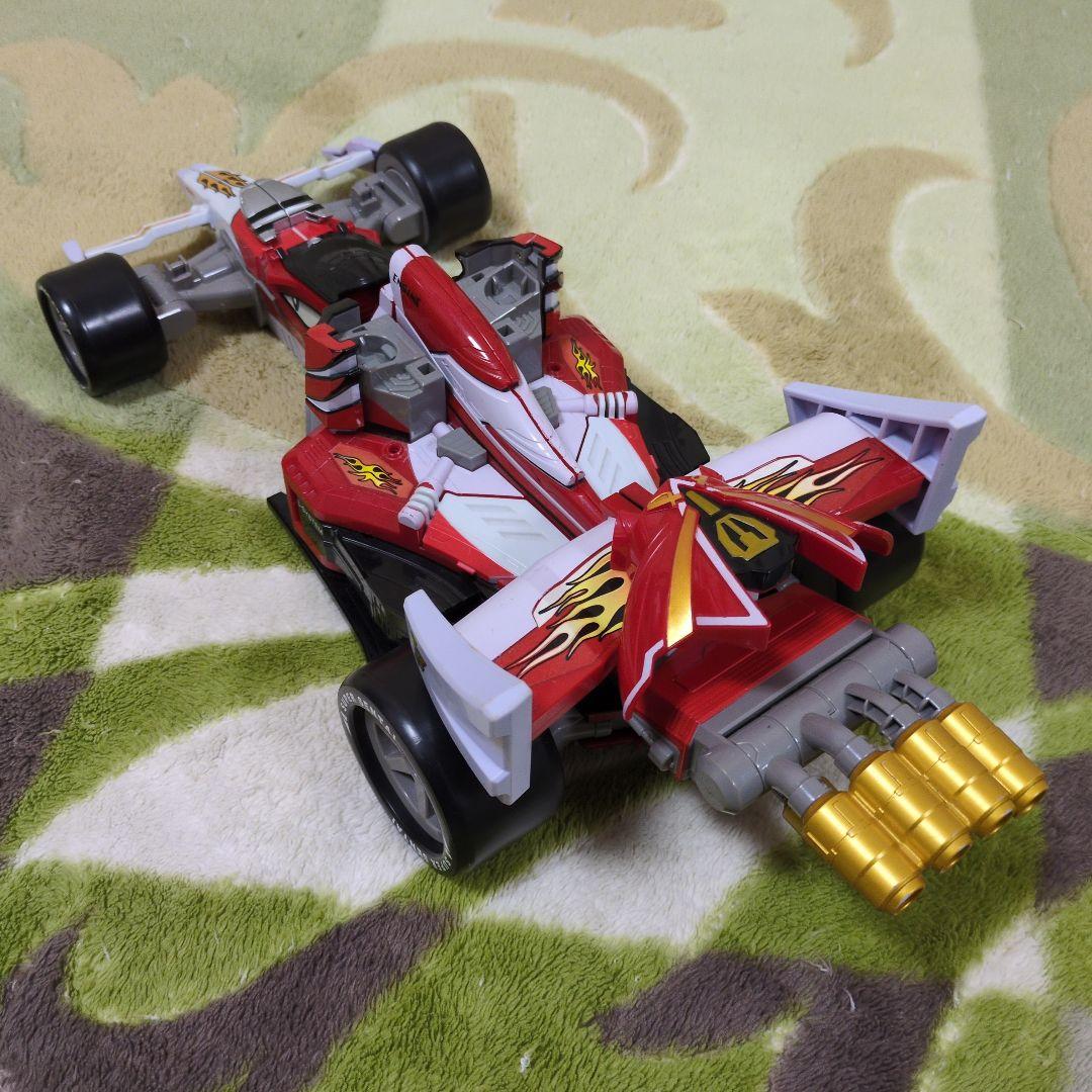 エンジンマッハルコン　海賊戦隊　ゴーカイジャー　ゴジュウジャー　ロボット　ロボ