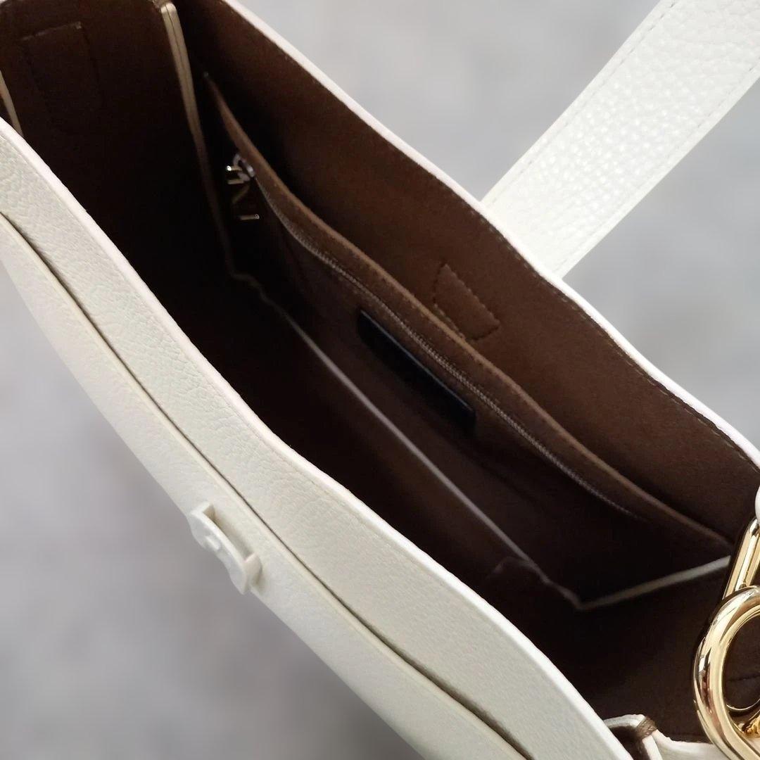 【美品】フルラFURLAバッグ　フルラショルダーバッグ2way　ハンドバッグ本革