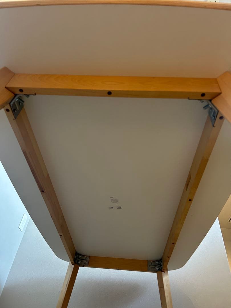 NORDMYRA ダイニングテーブル